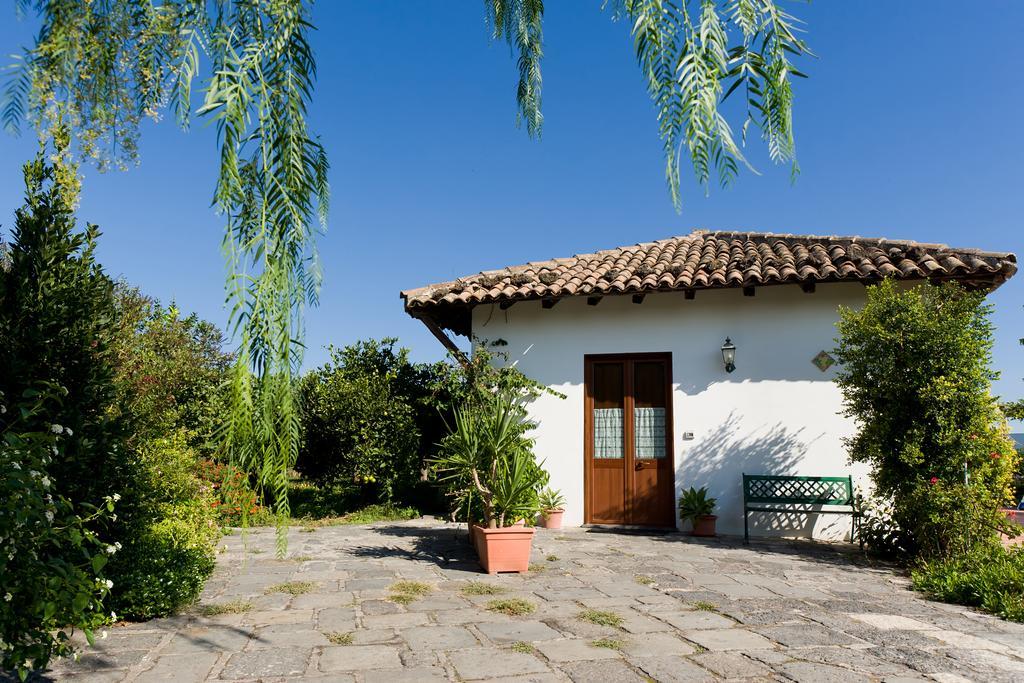 Orange Park - Agriturismo Villa Misterbianco Dış mekan fotoğraf